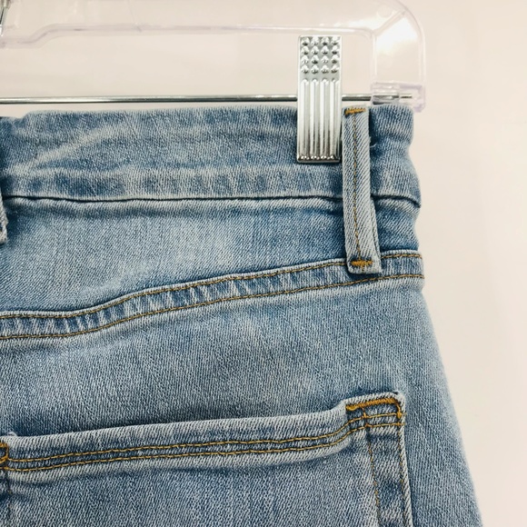 Good American High Rise Step Hem Jeans Size 26 - Picture 7 of 9